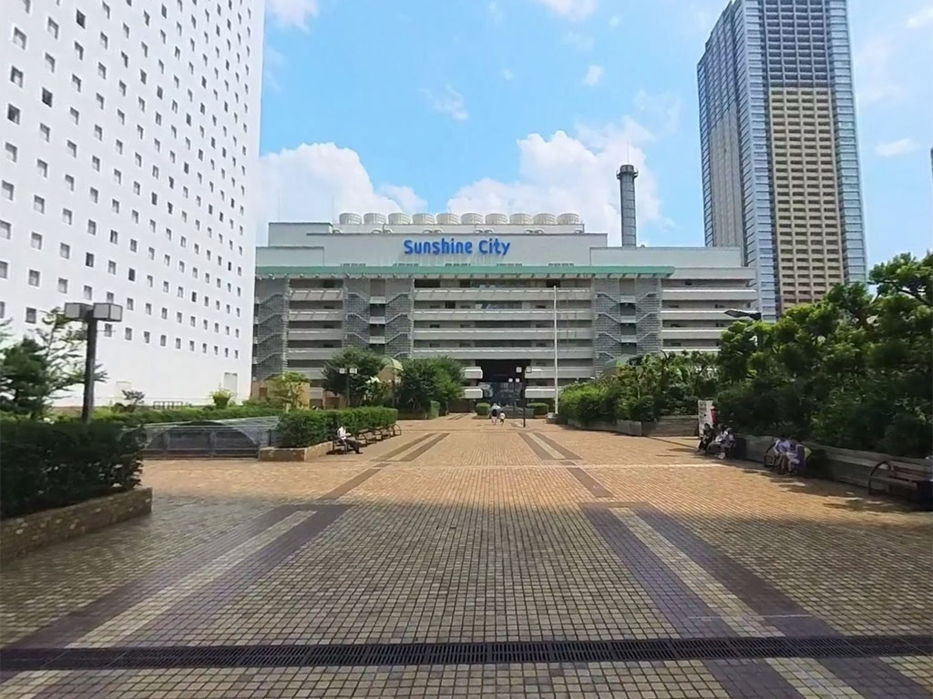 이케부쿠로 선샤인시티 이동 통로